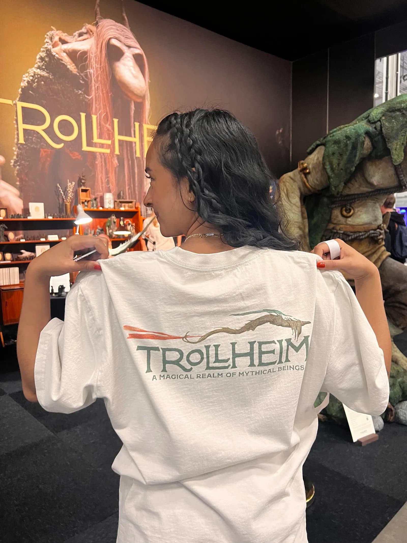 Visitors exploring the TROLLHEIM world at ComiCon