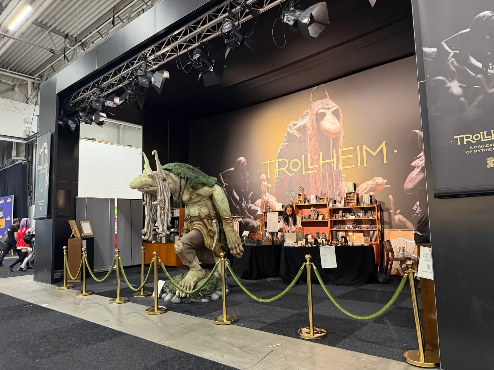 Visitors at the TROLLHEIM world reveal booth